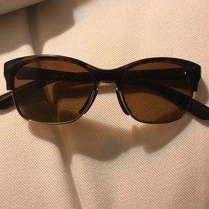 Oakley Tortoise Gold Tone Sunglasses Polarized